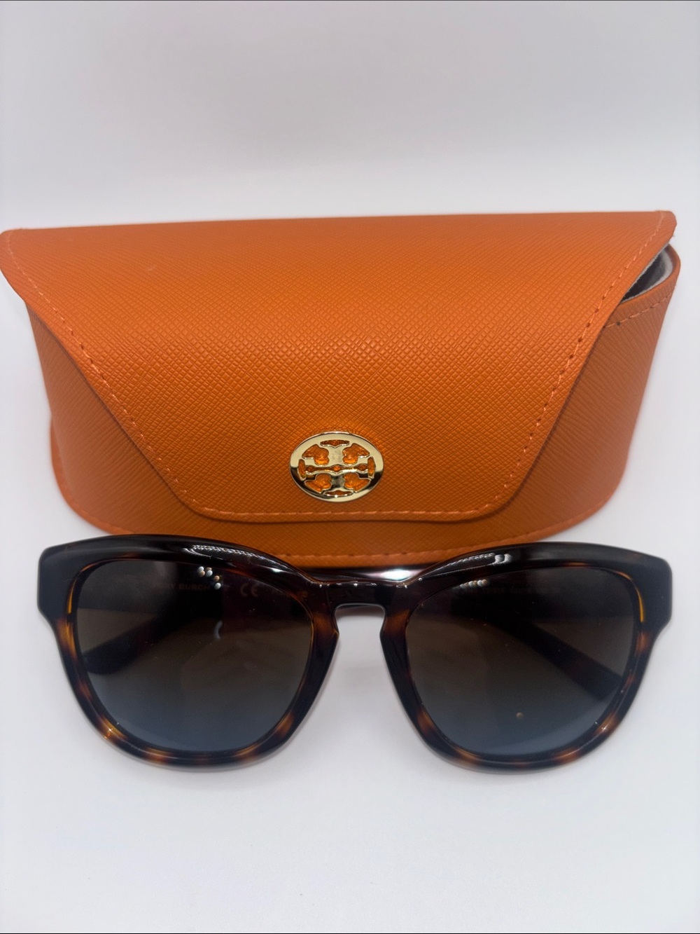Tory Burch Tortoiseshell Sunglasses w Case